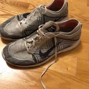 Nike women’s running sneakers